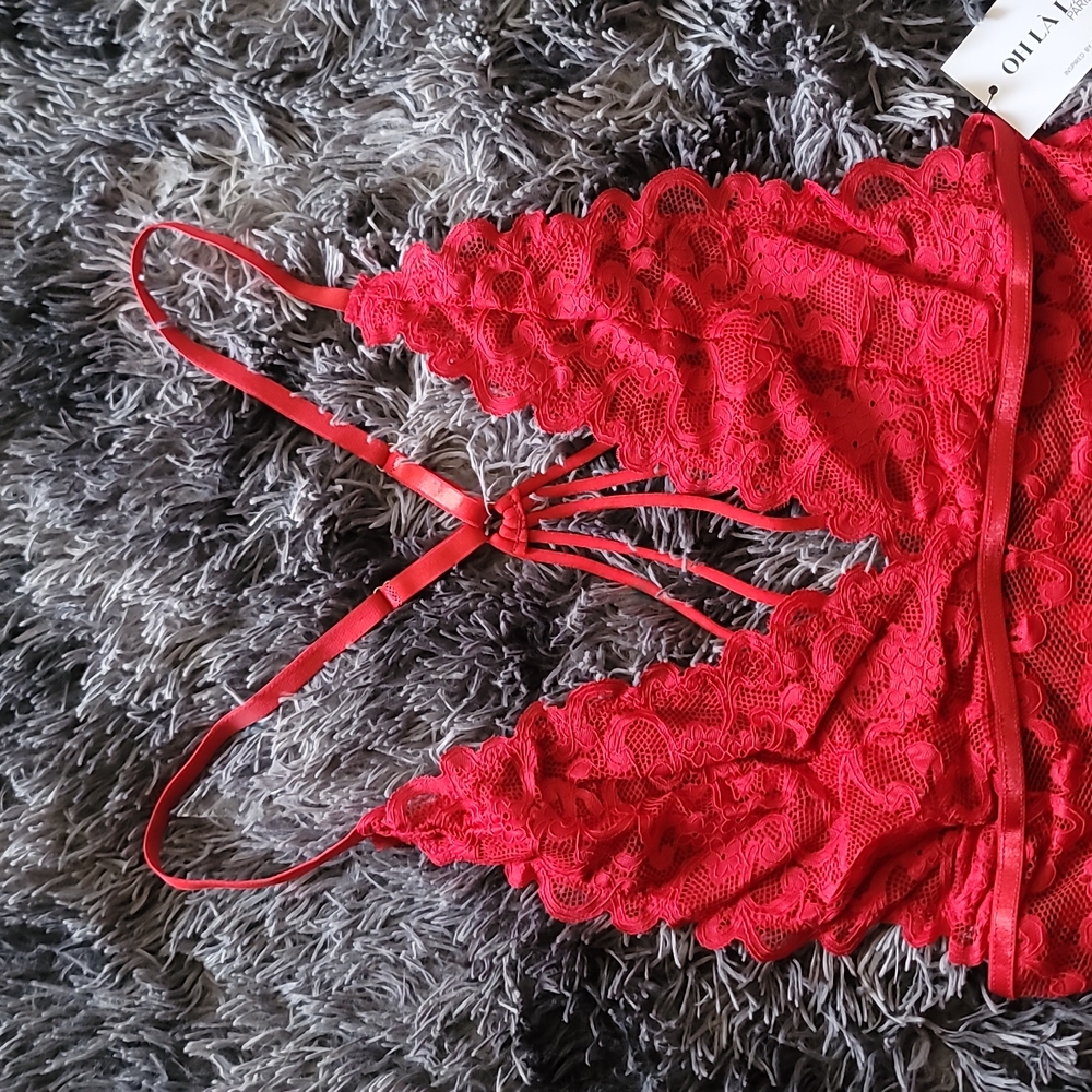 Oh la la Cheri Jeana High-Leg Lace Bodysuit - Picture 3 of 9